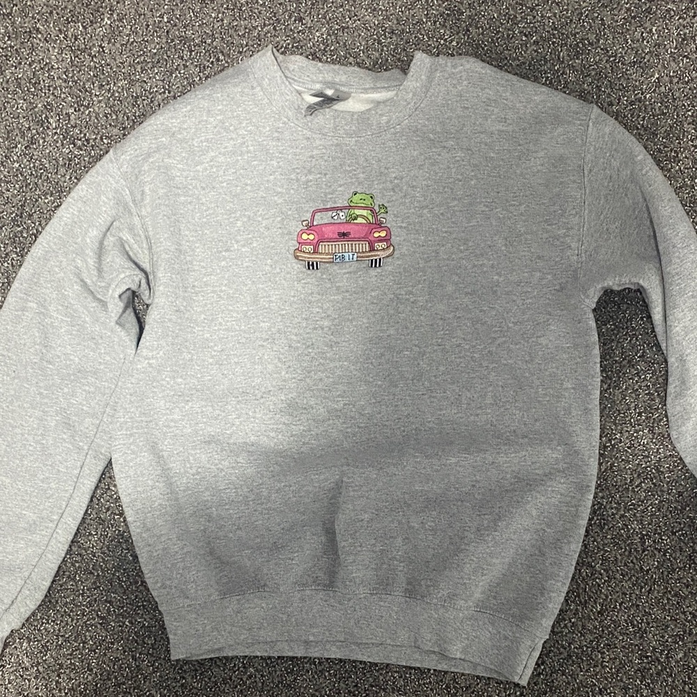 Gildan Gray Crewneck with Pink Car Graphic